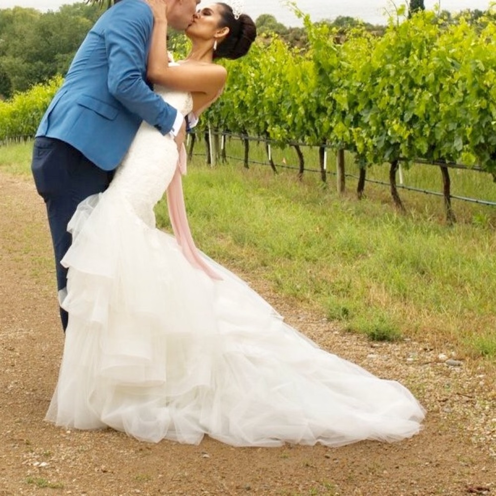 Enzoani Irvine Wedding dress